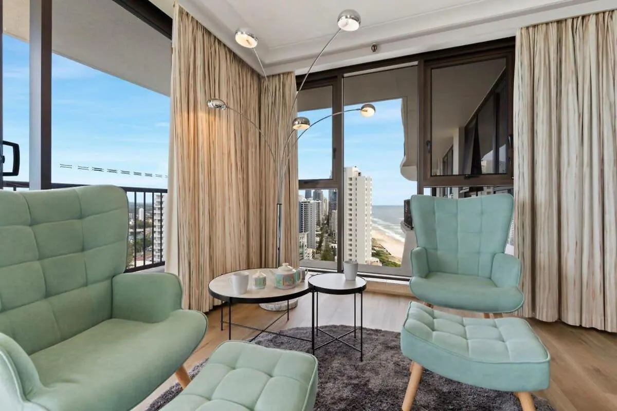 2 Bdrm Apt In 'Aquarius' Surfers Broadbeach Gold Coast Lejlighed