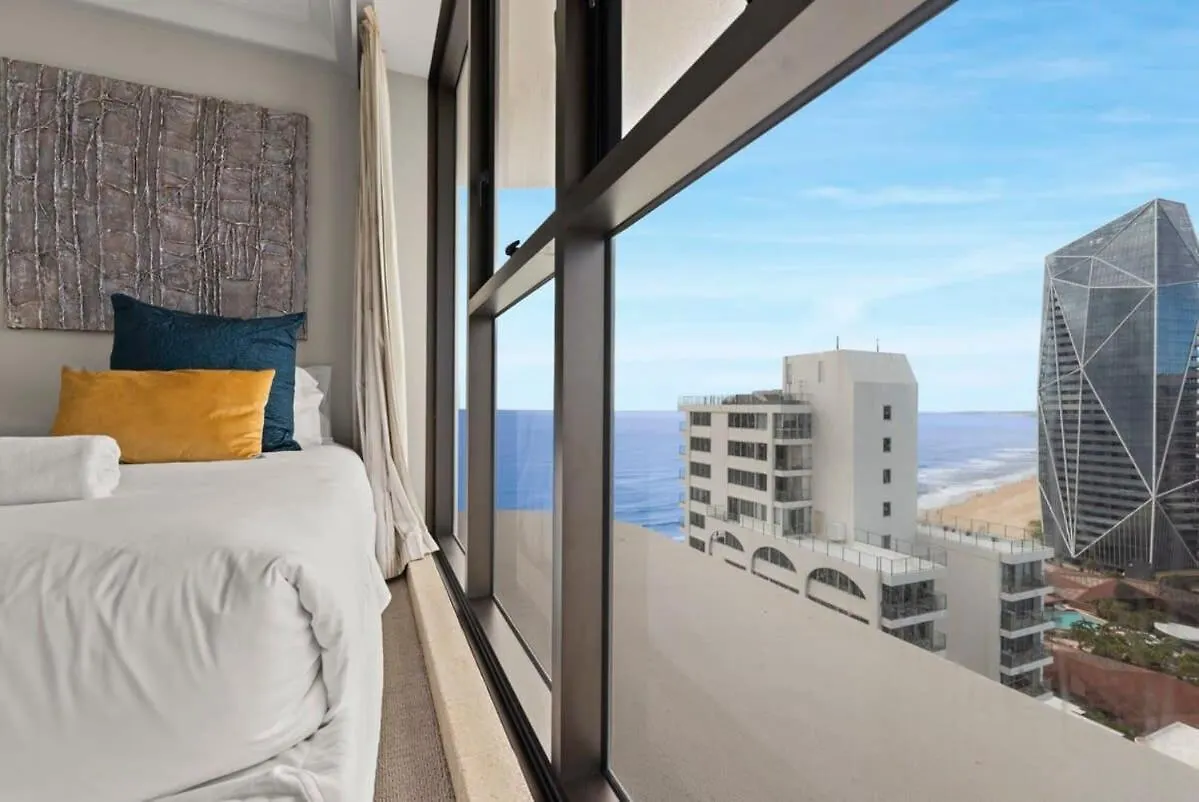 2 Bdrm Apt In 'Aquarius' Surfers Broadbeach Gold Coast
